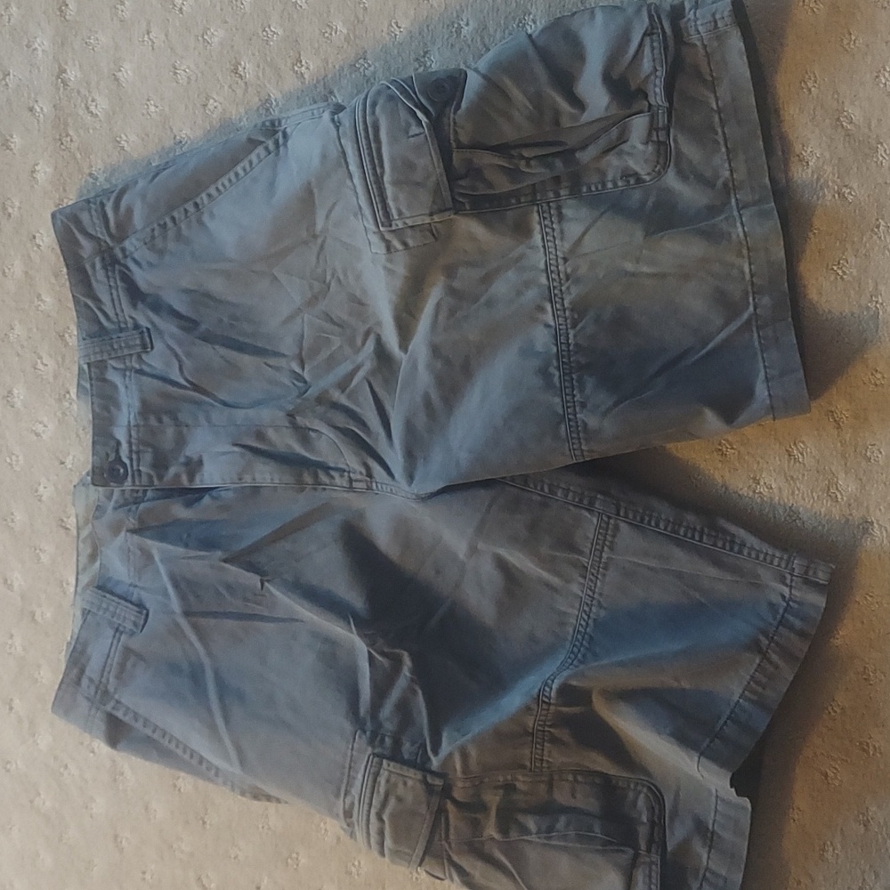 Men's Gray Cargo Shorts Size 34